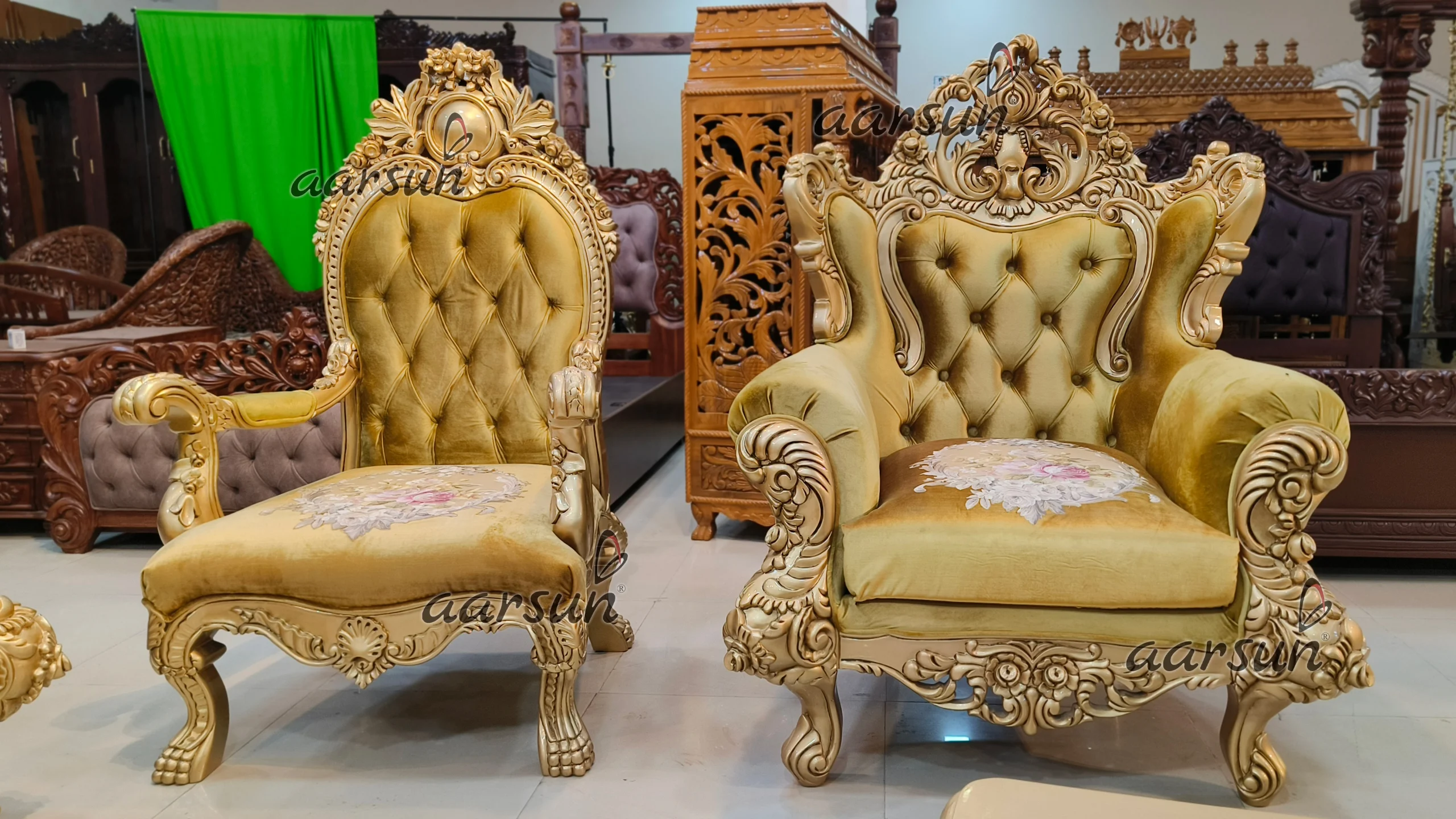 Exclusive Sofa Set Design for Royal Homes view 9