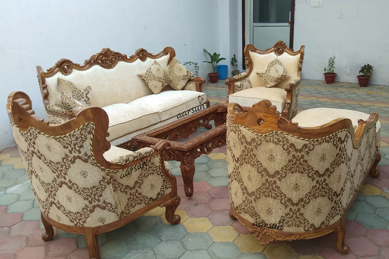 Exclusive Sofas – Living Room Furniture YT-95 view 4