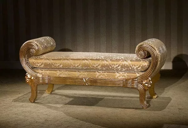 Handcrafted Bedroom Bench SETT-0006