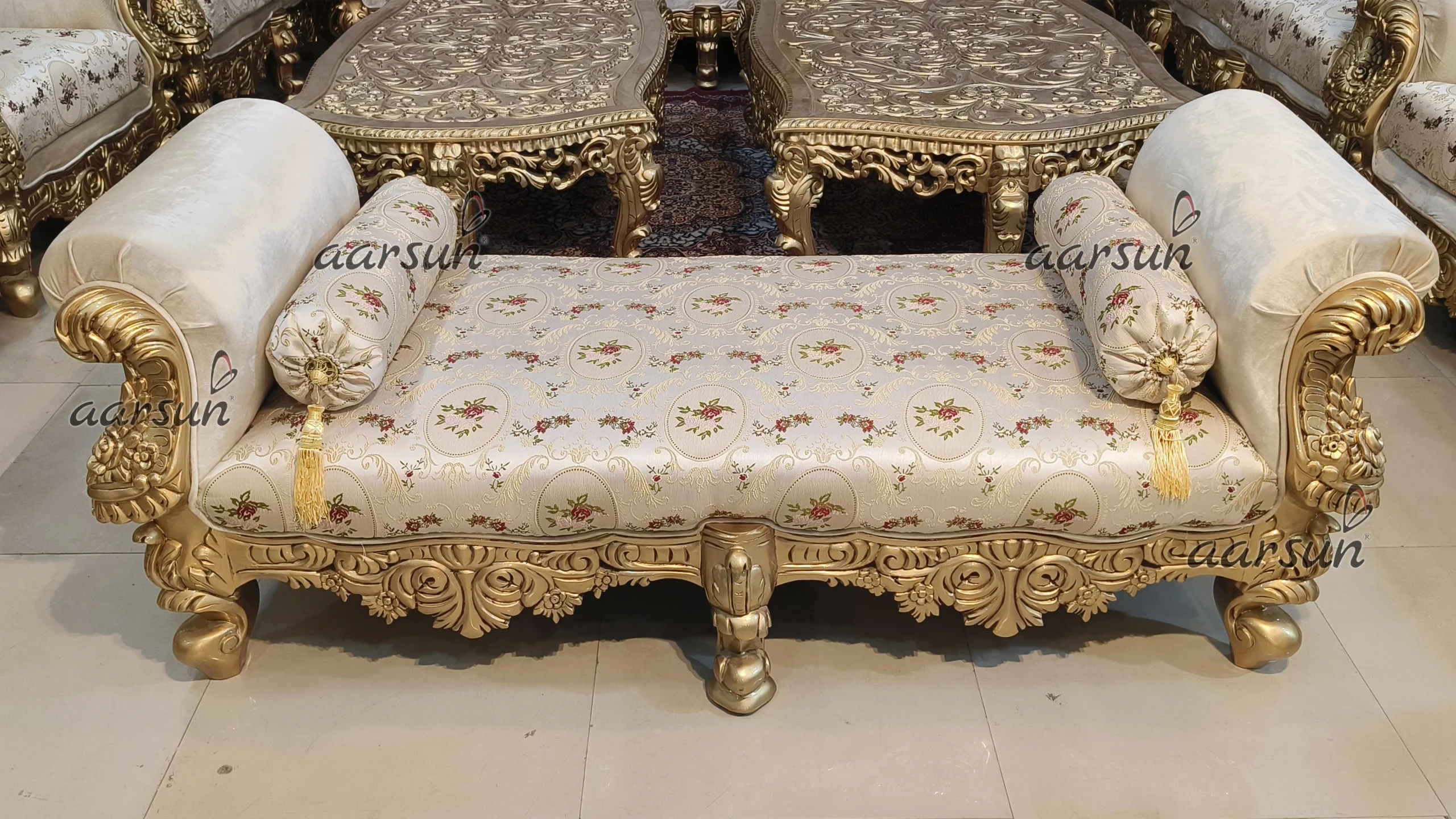 Heavy Full Hand-Crafted Sofa Set Design view 5