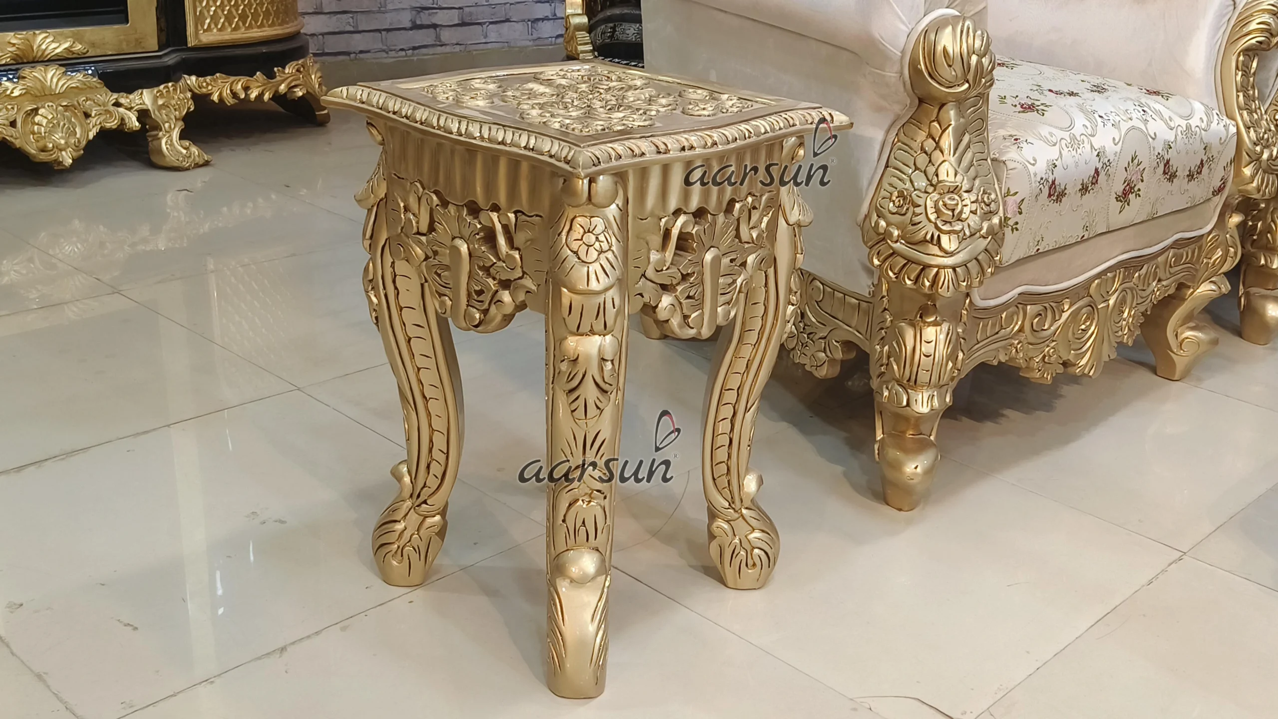 Heavy Full Hand-Crafted Sofa Set Design view 9