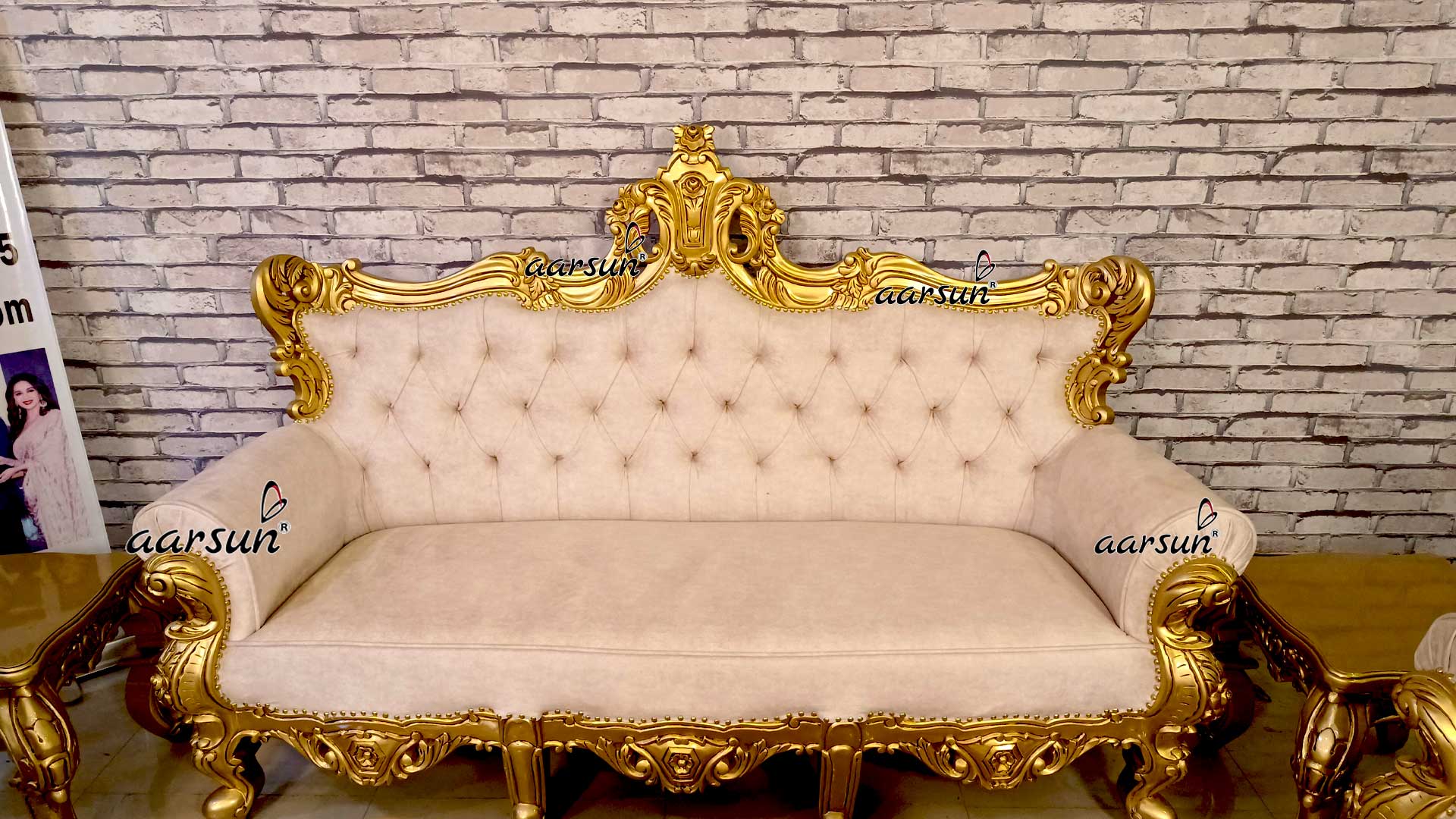 High End Luxury Sofa Set view 5