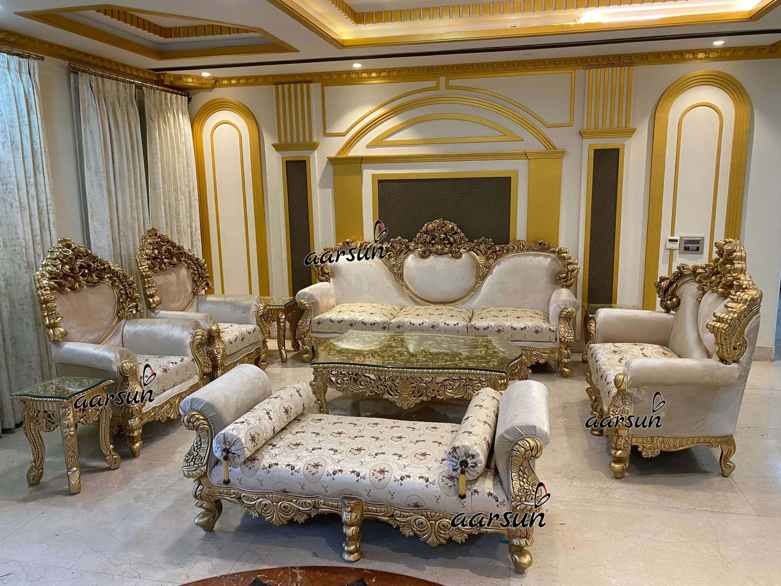 Latest Antique Style Maharaja Sofa Set view 4