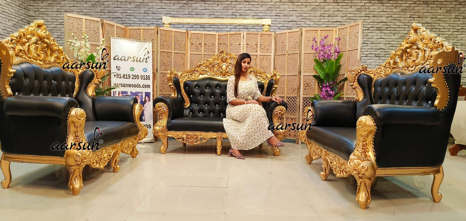 Latest Carved Sofa Set in Gold Polish NT-020 view 6