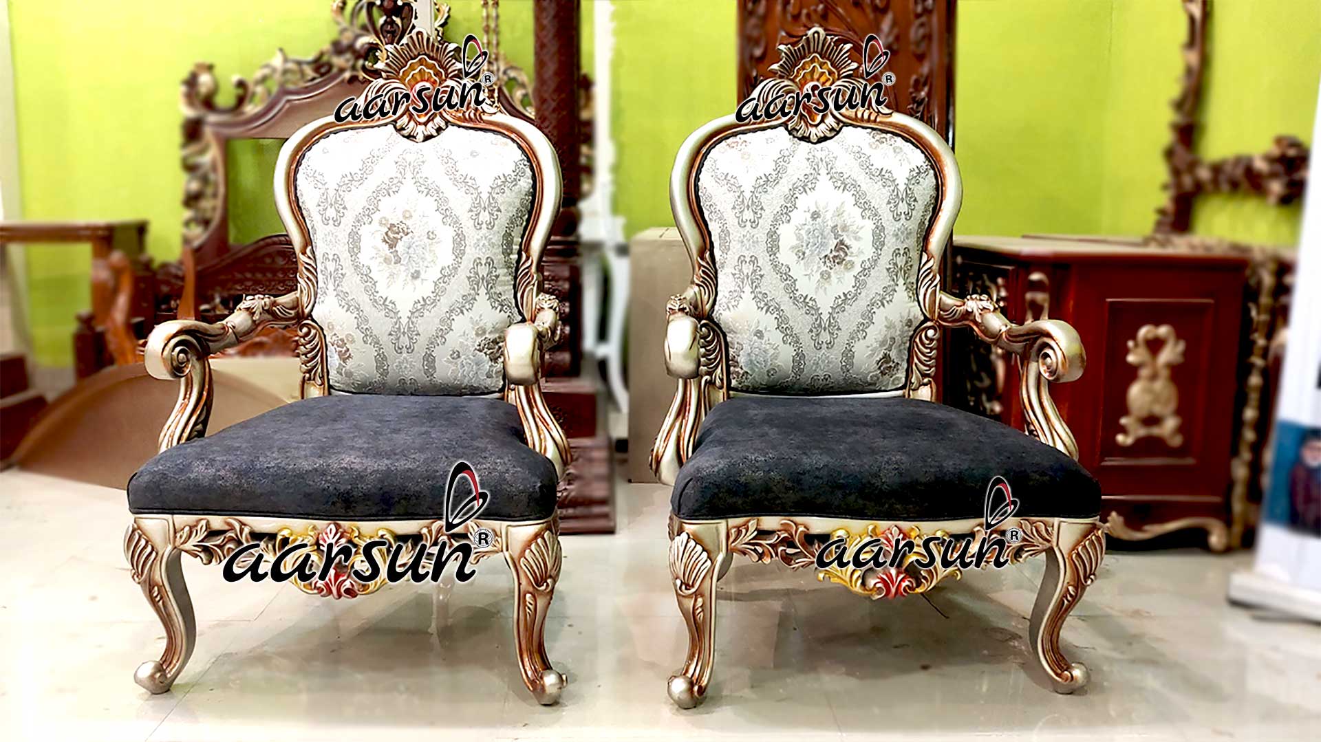 Latest Royal Sofa Set in Unique Lustre YT-637 view 3