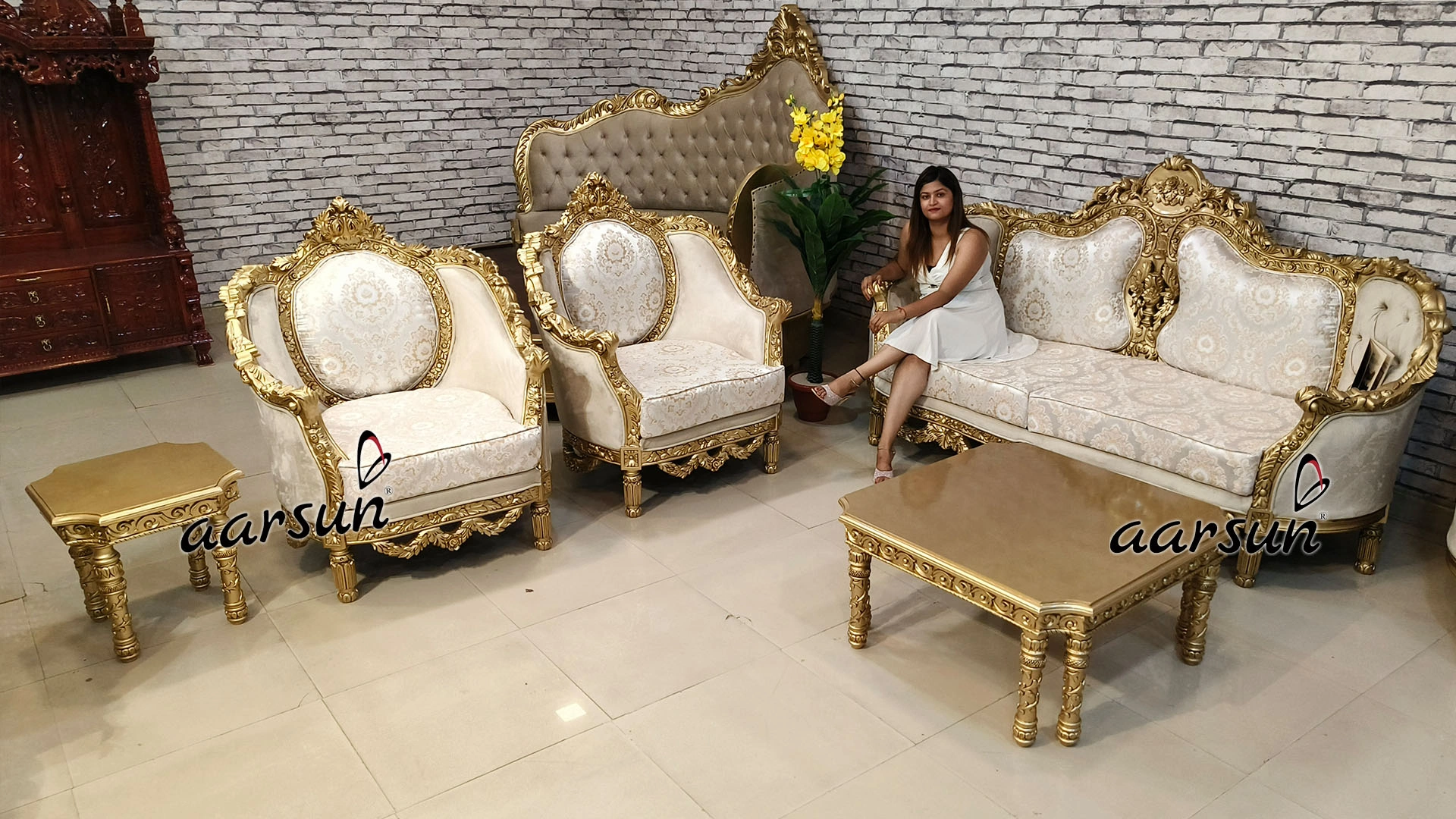 Luxury Sofa Set Furniture for Modern Homes view 5