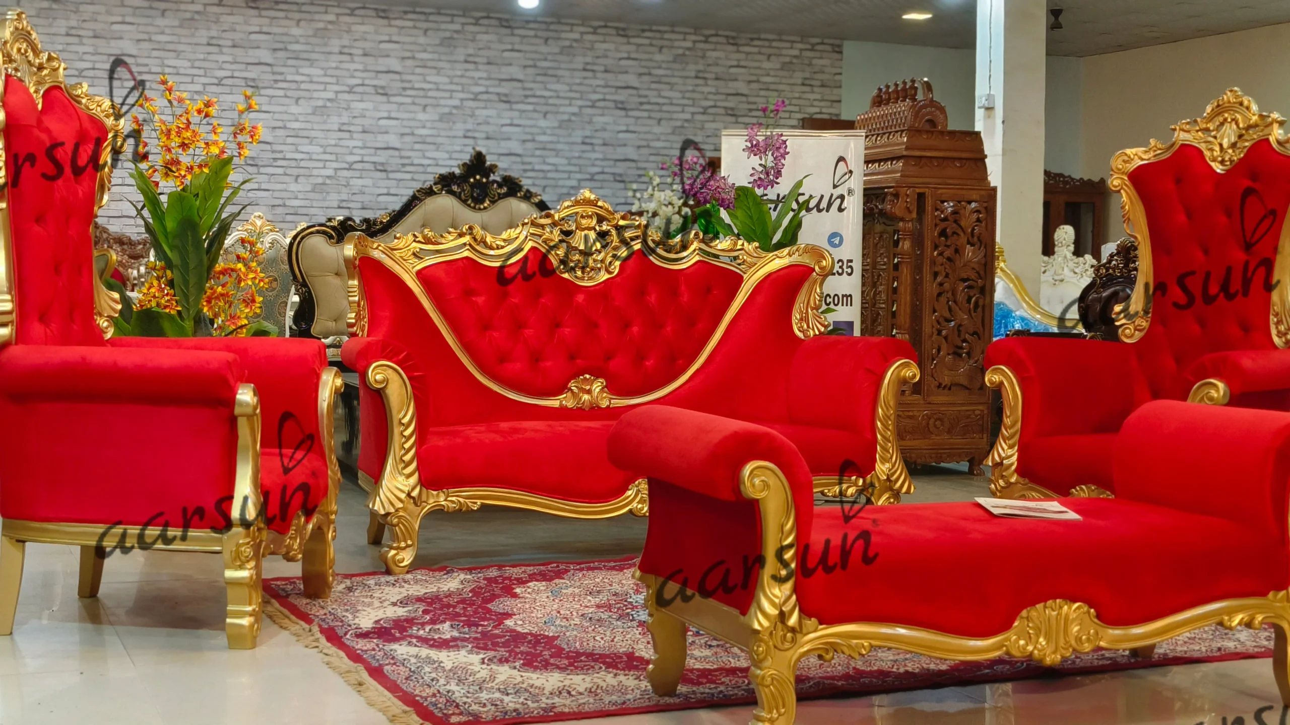 Royal Red Sofa Set in Teak Wood