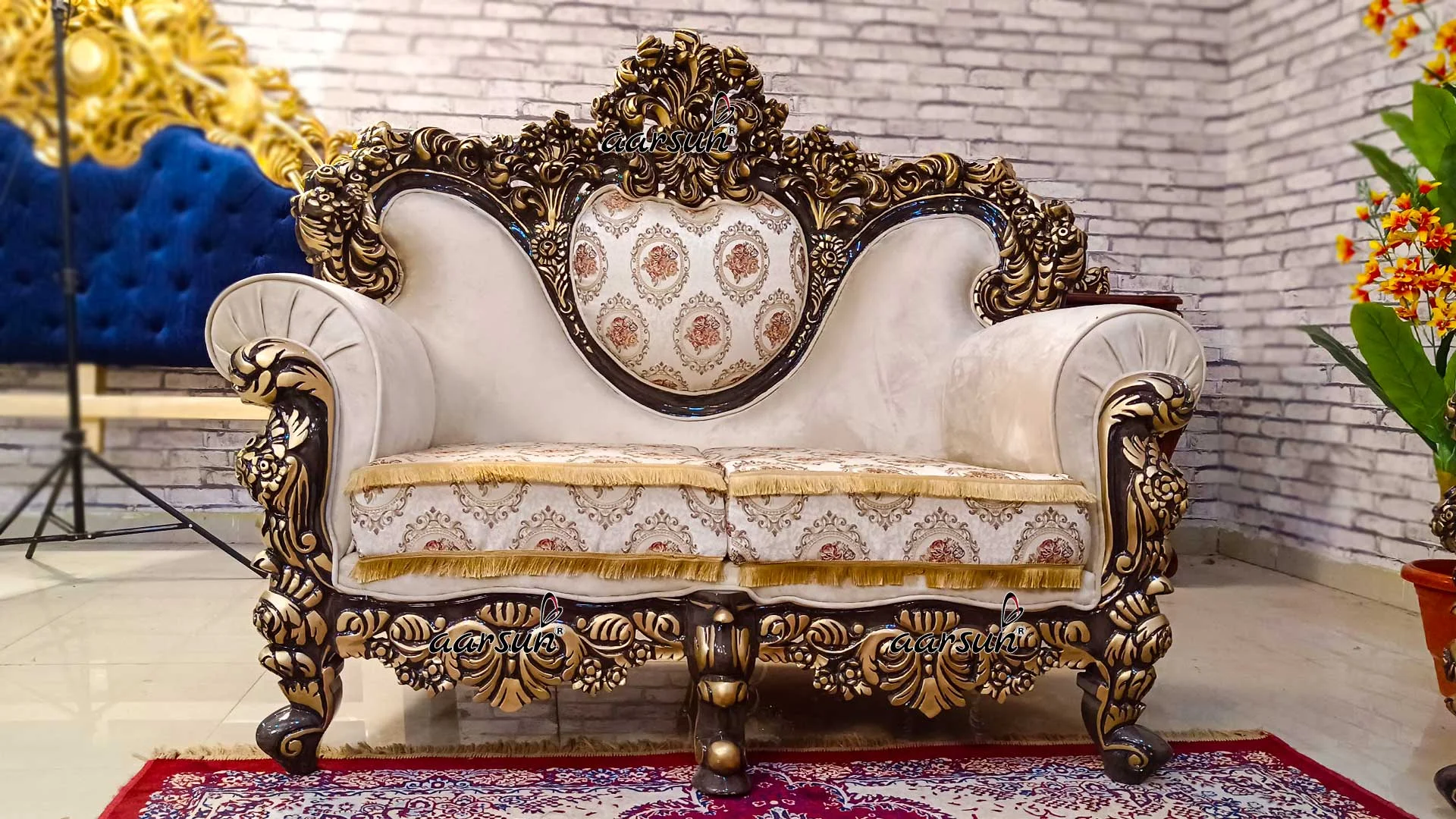 Royal Sofa Set Design for Stylish Homes view 4