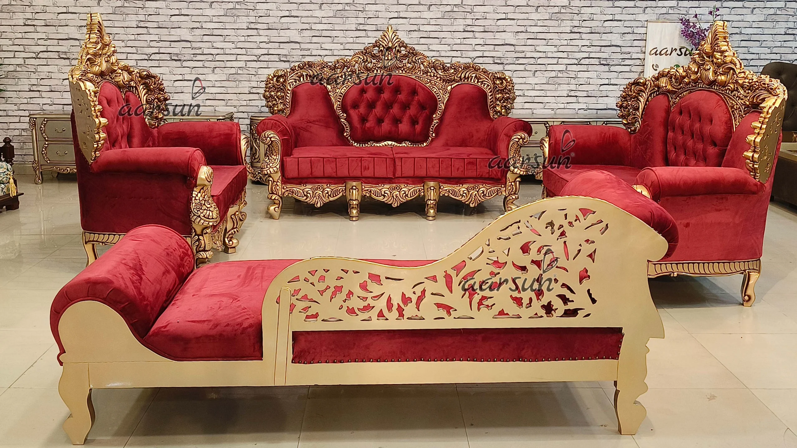 Royal Villa’s Masterpiece Sofa Set view 3