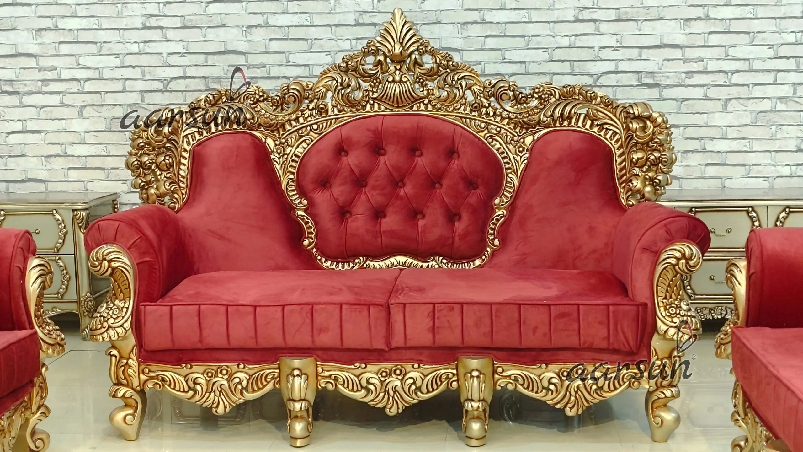 Royal Villa’s Masterpiece Sofa Set view 4