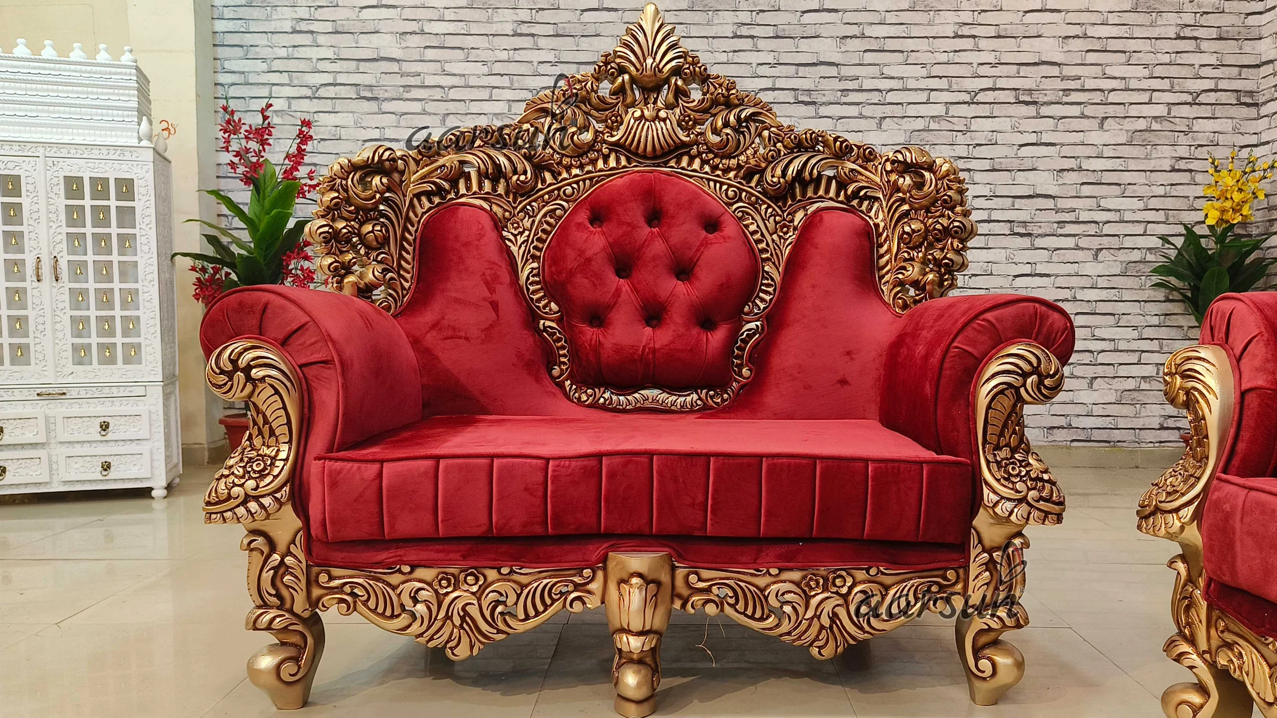 Royal Villa’s Masterpiece Sofa Set view 5