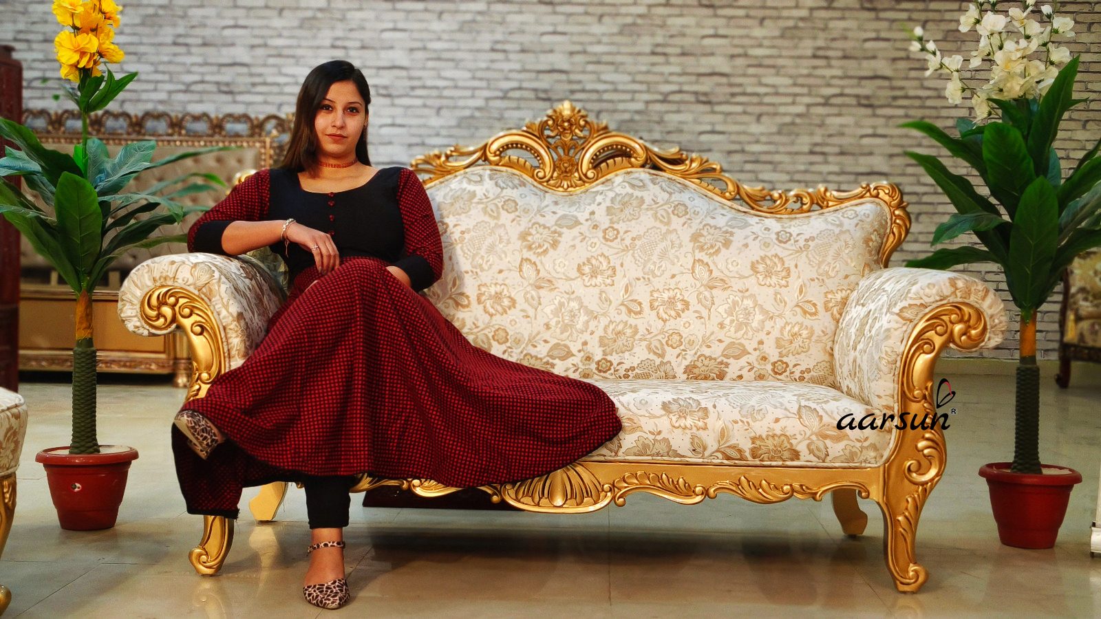 Signature Furniture Set – 3 Seater Sofa and Divan