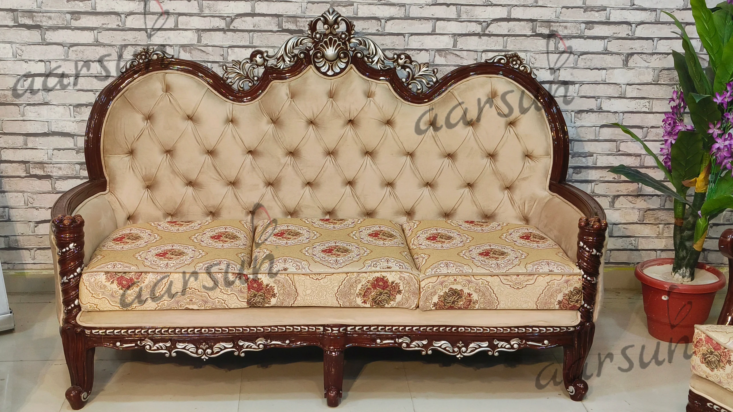 Sofa Set in Royal Finish view 5