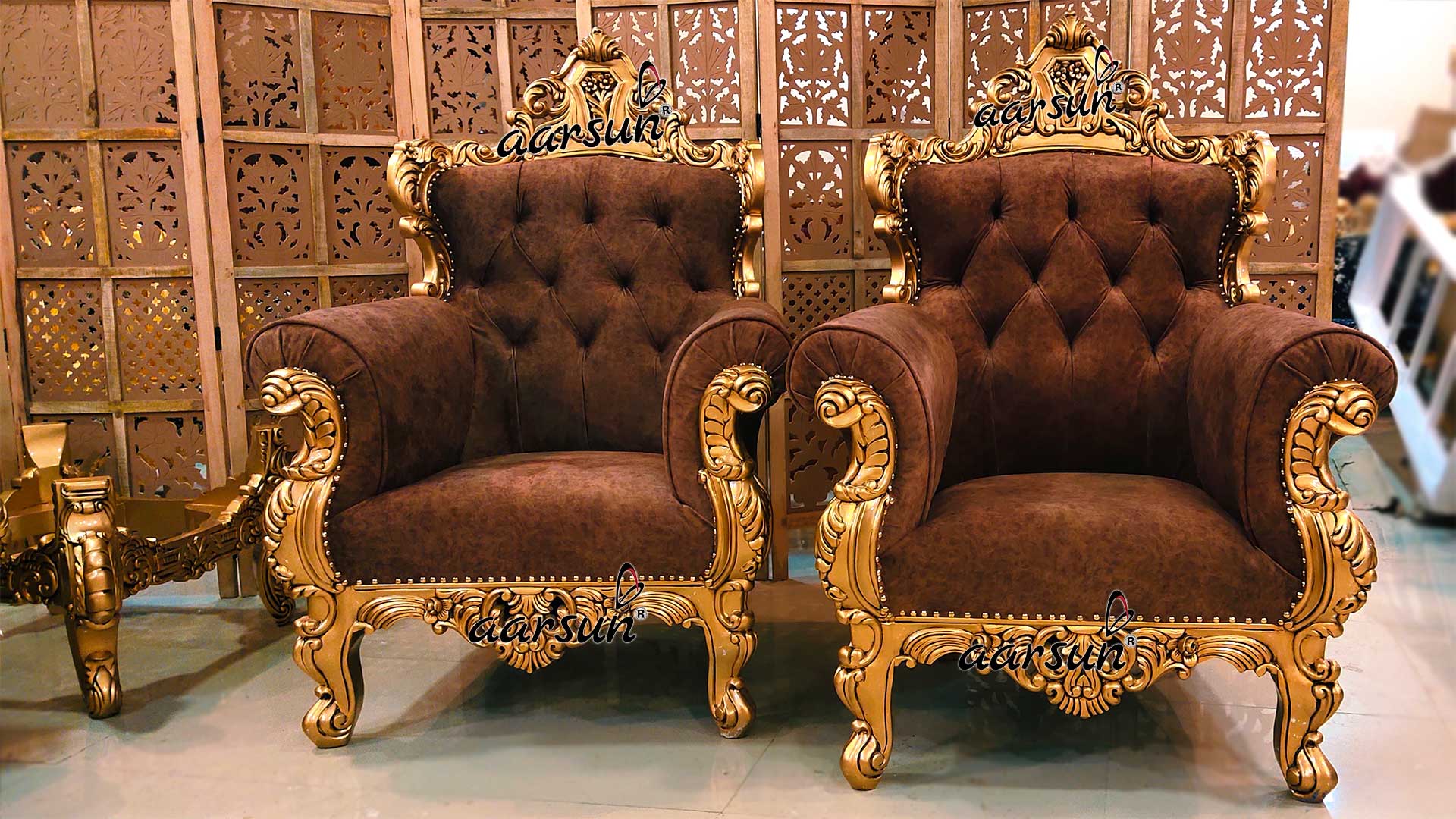 Unique Style Luxurious Sofa Set in Antique Gold Paint YT-417 view 4